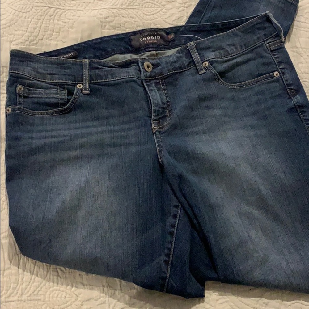 Torrid Boyfriend Jeans size 16